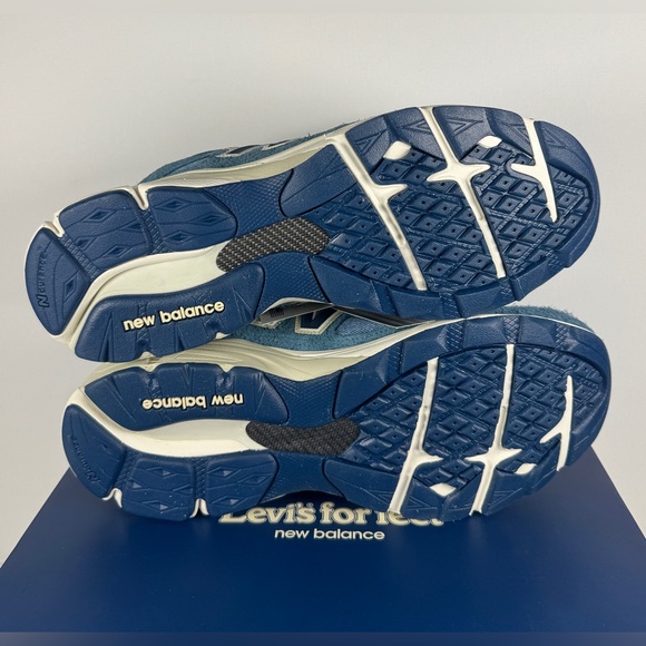 Size 11- Levi\'s x New Balance 990v3 Made In USA Mallard Blue